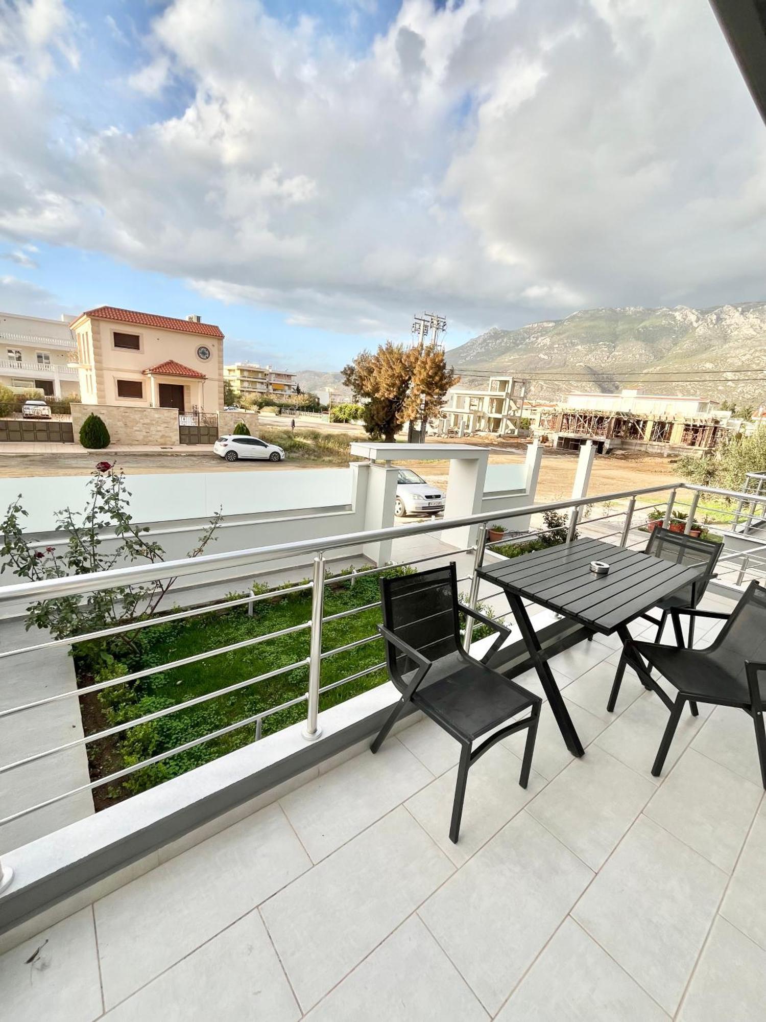 לוטראקי Blueline Apartment 3 מראה חיצוני תמונה
