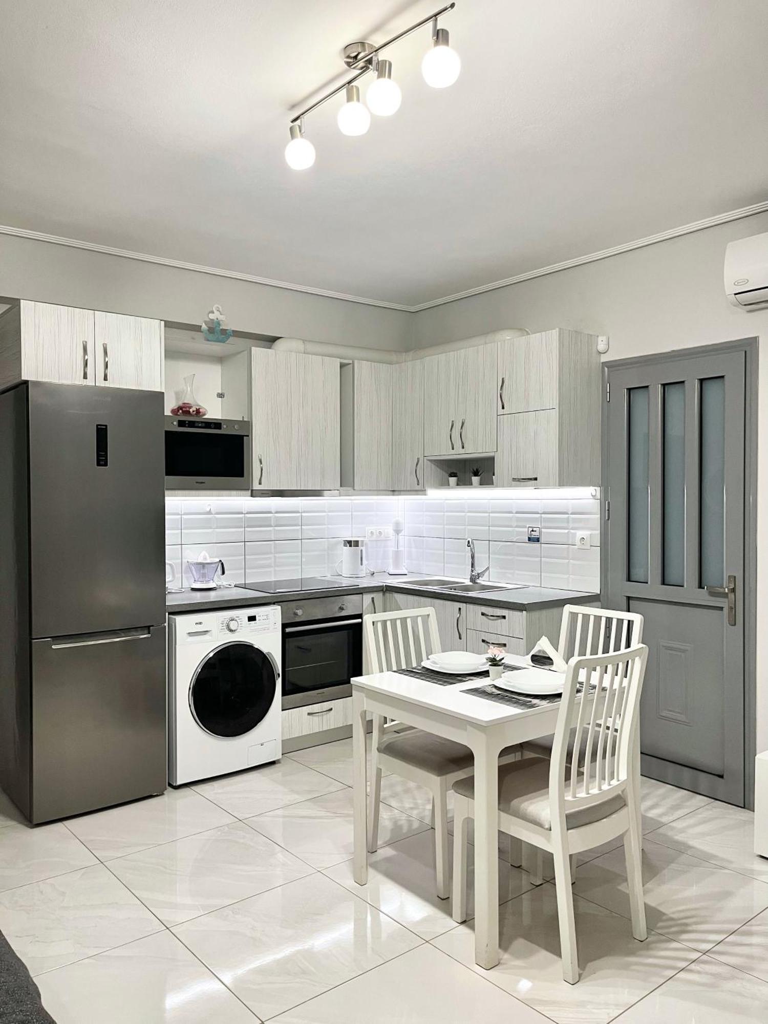 לוטראקי Blueline Apartment 3 מראה חיצוני תמונה