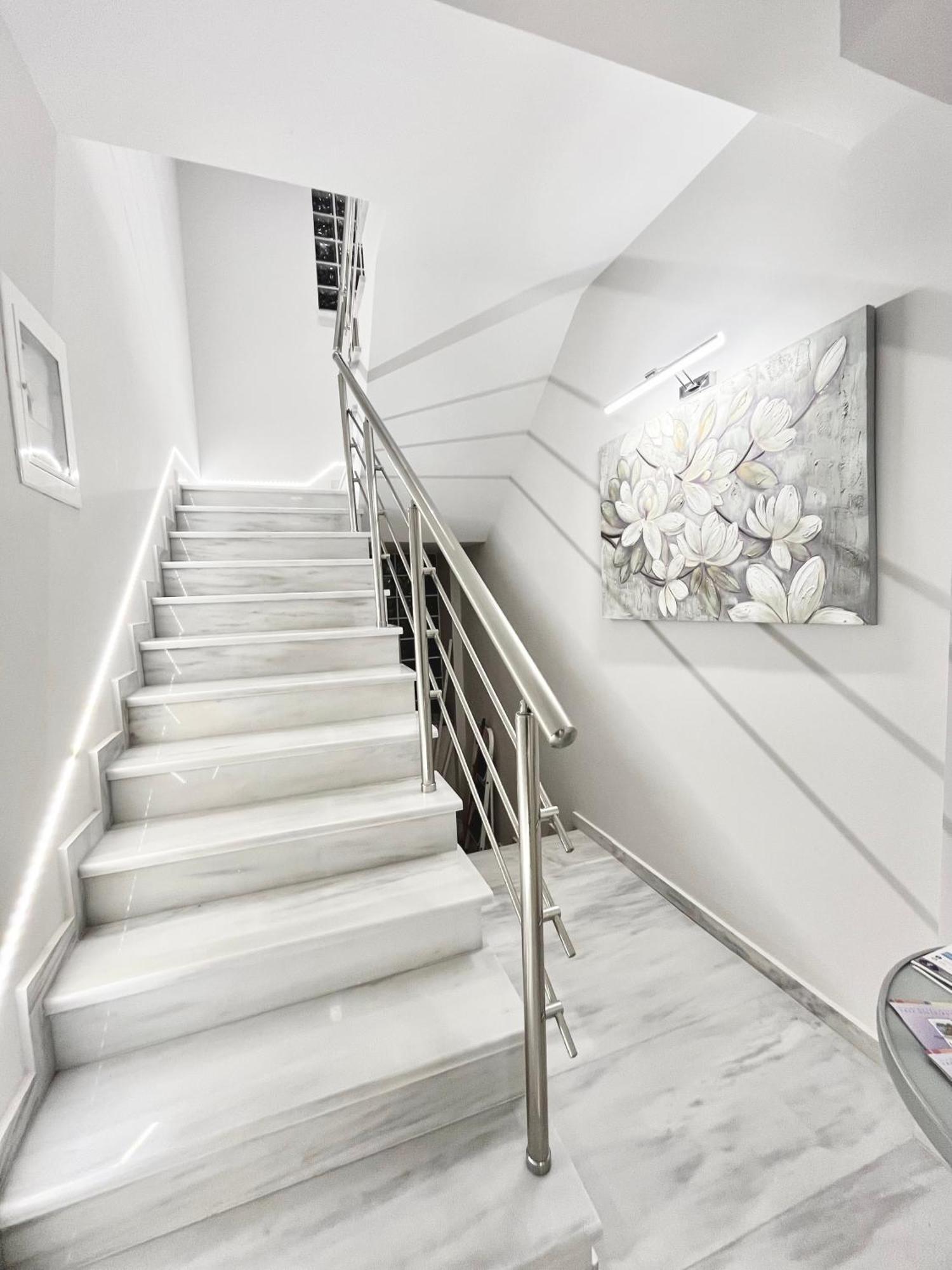 לוטראקי Blueline Apartment 3 מראה חיצוני תמונה