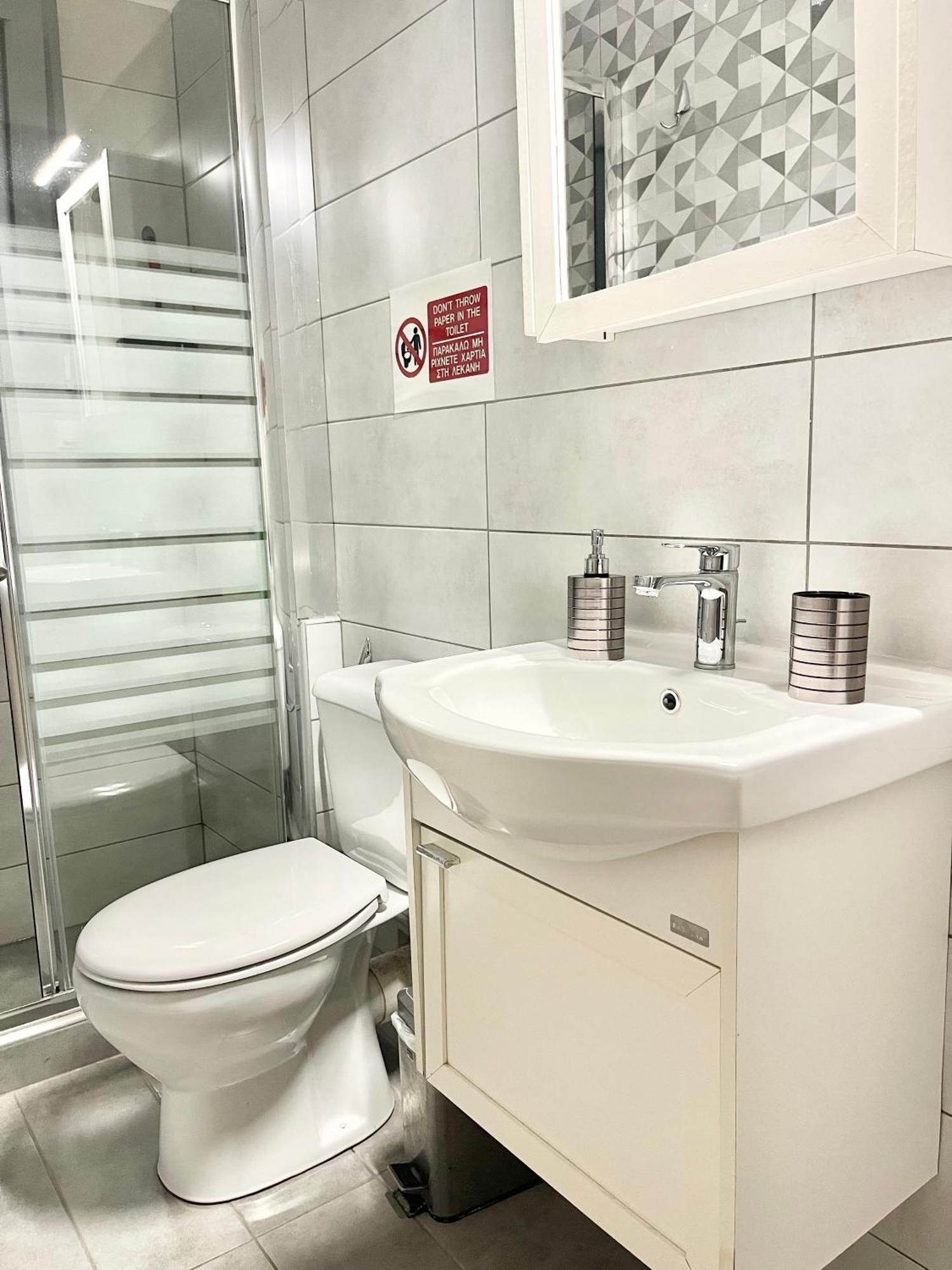 לוטראקי Blueline Apartment 3 מראה חיצוני תמונה